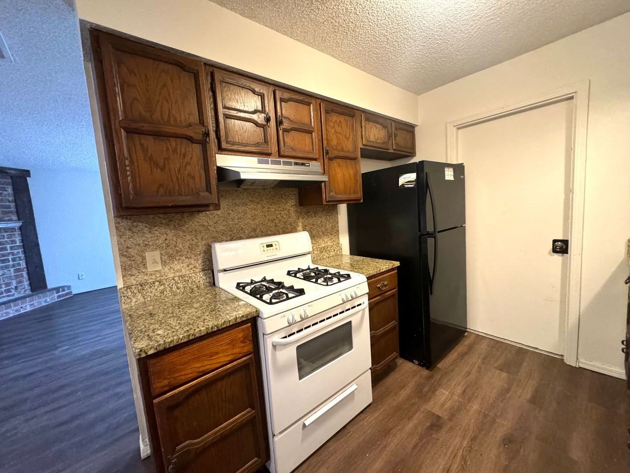 508 W Quantico St - Photo 6 of 21