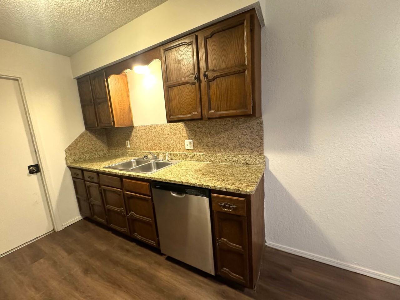 508 W Quantico St - Photo 7 of 21