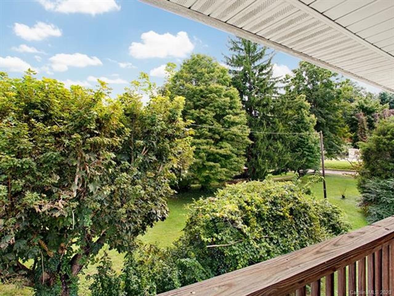 Mulberry Apartments - Photo 3 of 7