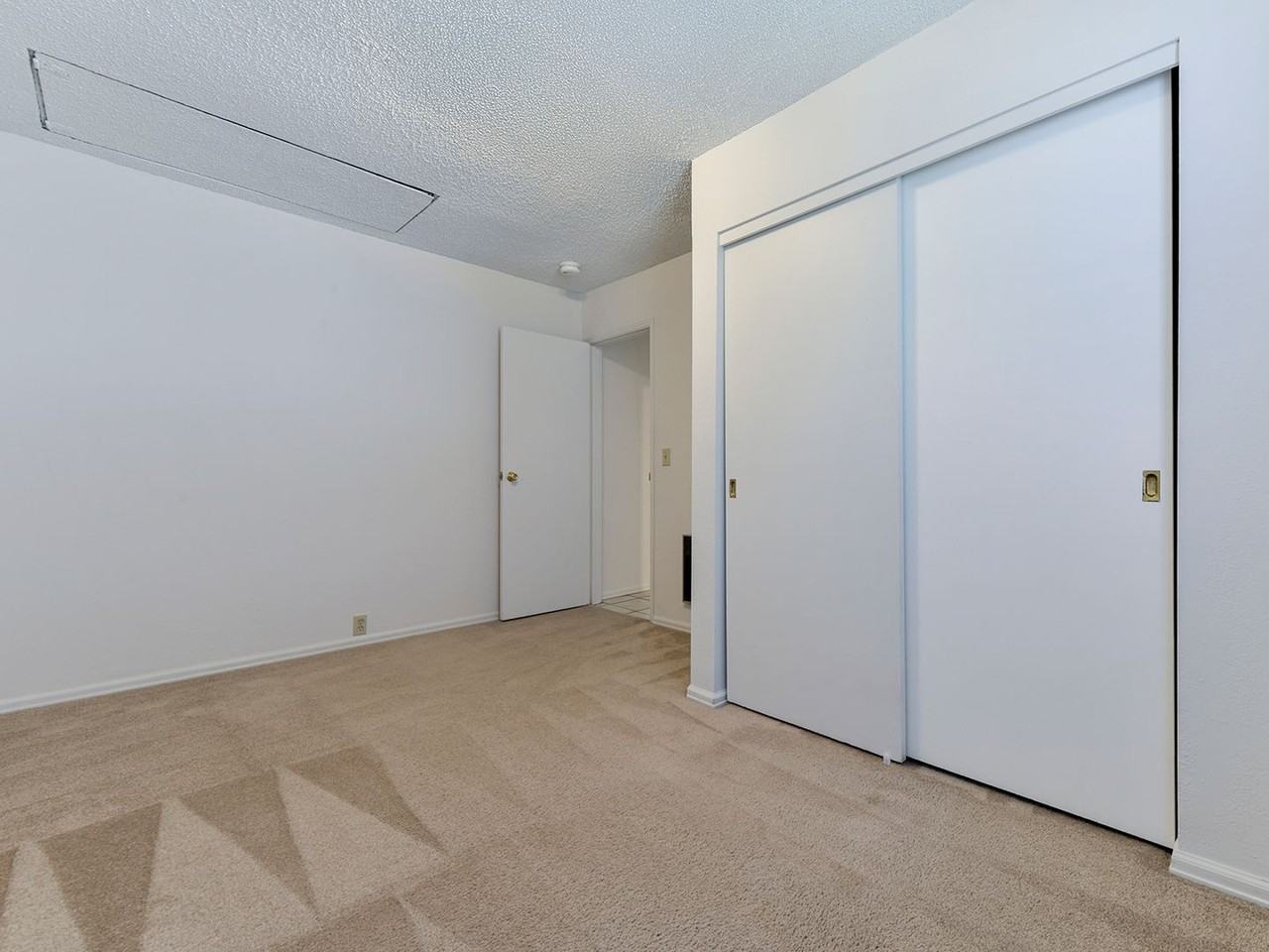 11325 162nd Ave Se - Photo 7 of 12