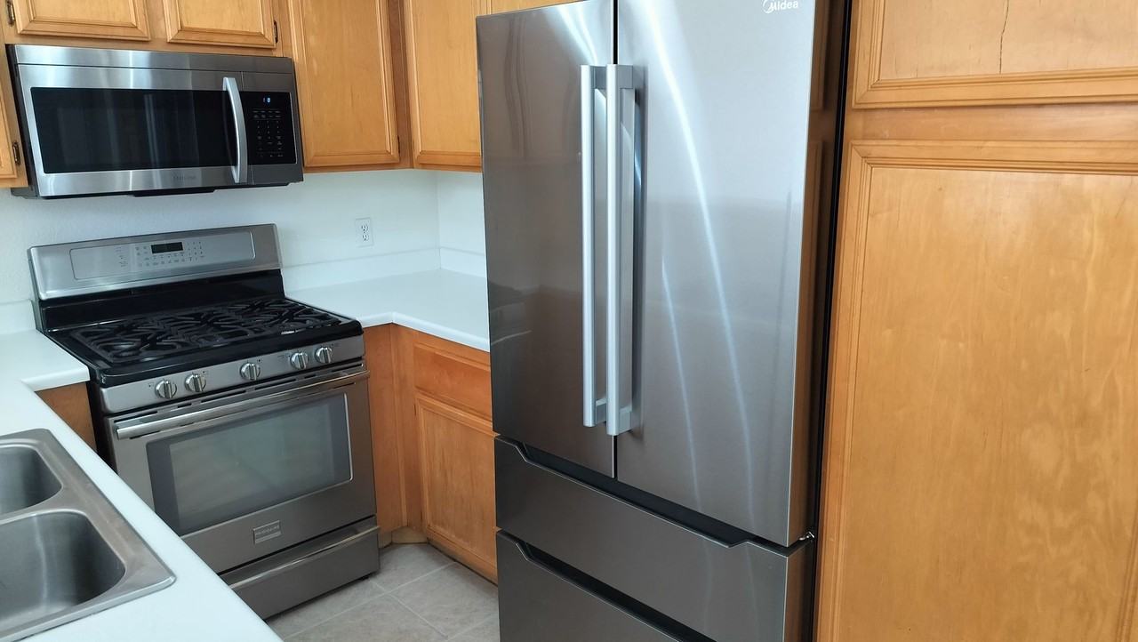 67 Belle Maison Ave - Photo 4 of 31