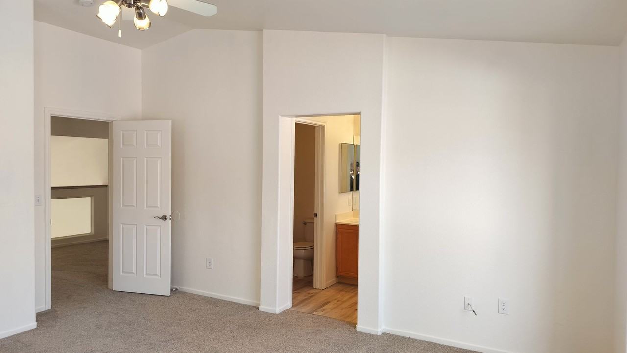 67 Belle Maison Ave - Photo 7 of 31