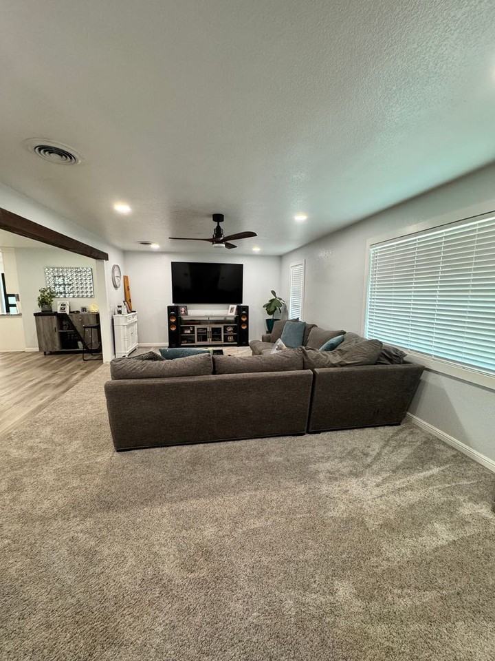 1702 E Buckley St - Photo 2 of 22