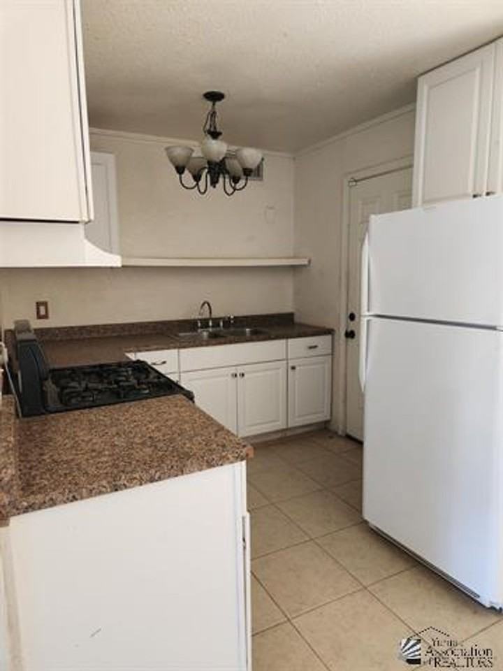 927 E La Mesa St - Photo 5 of 15