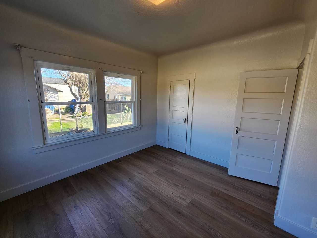 555 Wallis Ave #A - Photo 6 of 20