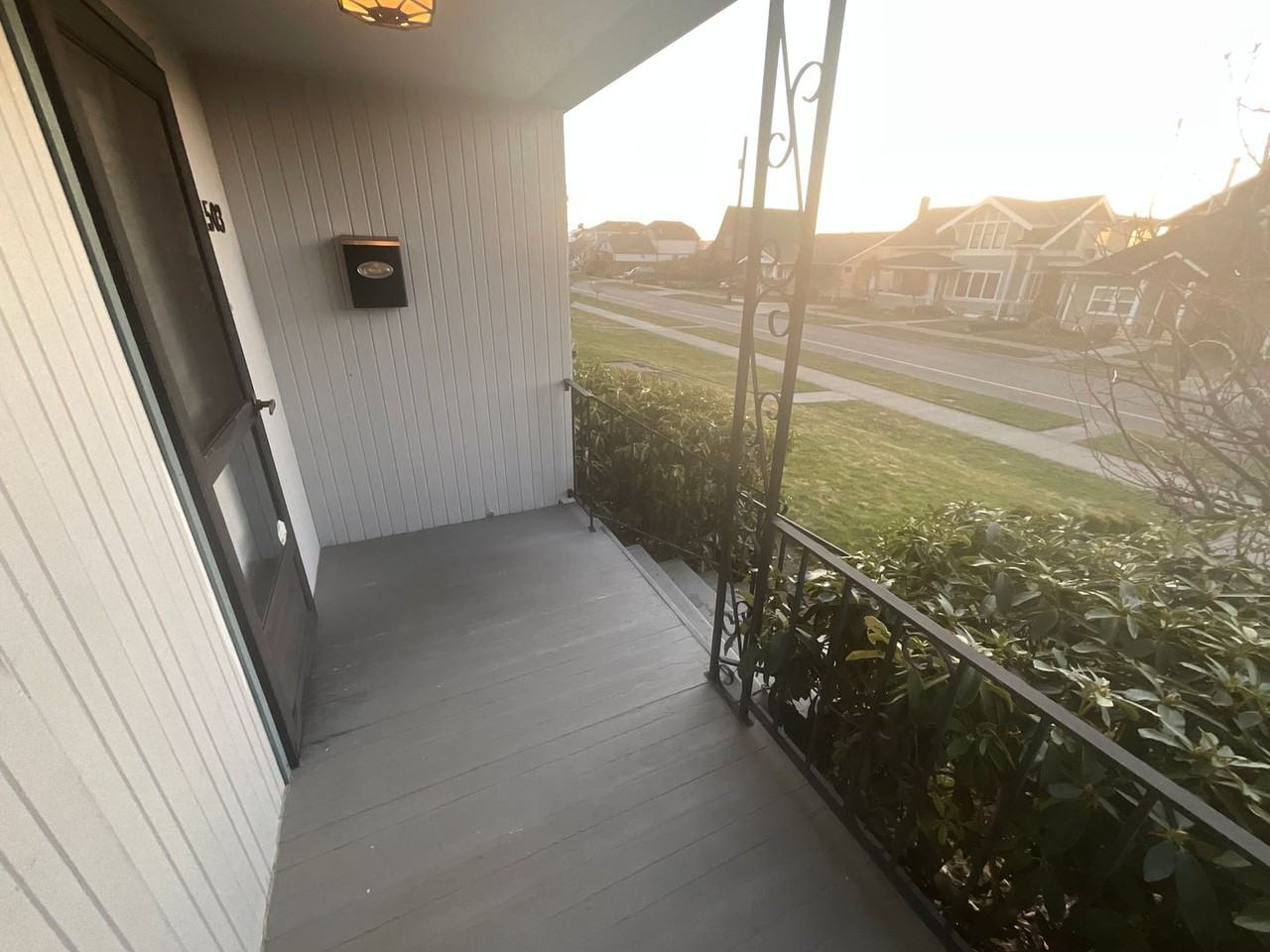 1503 Grand Ave - Photo 3 of 34