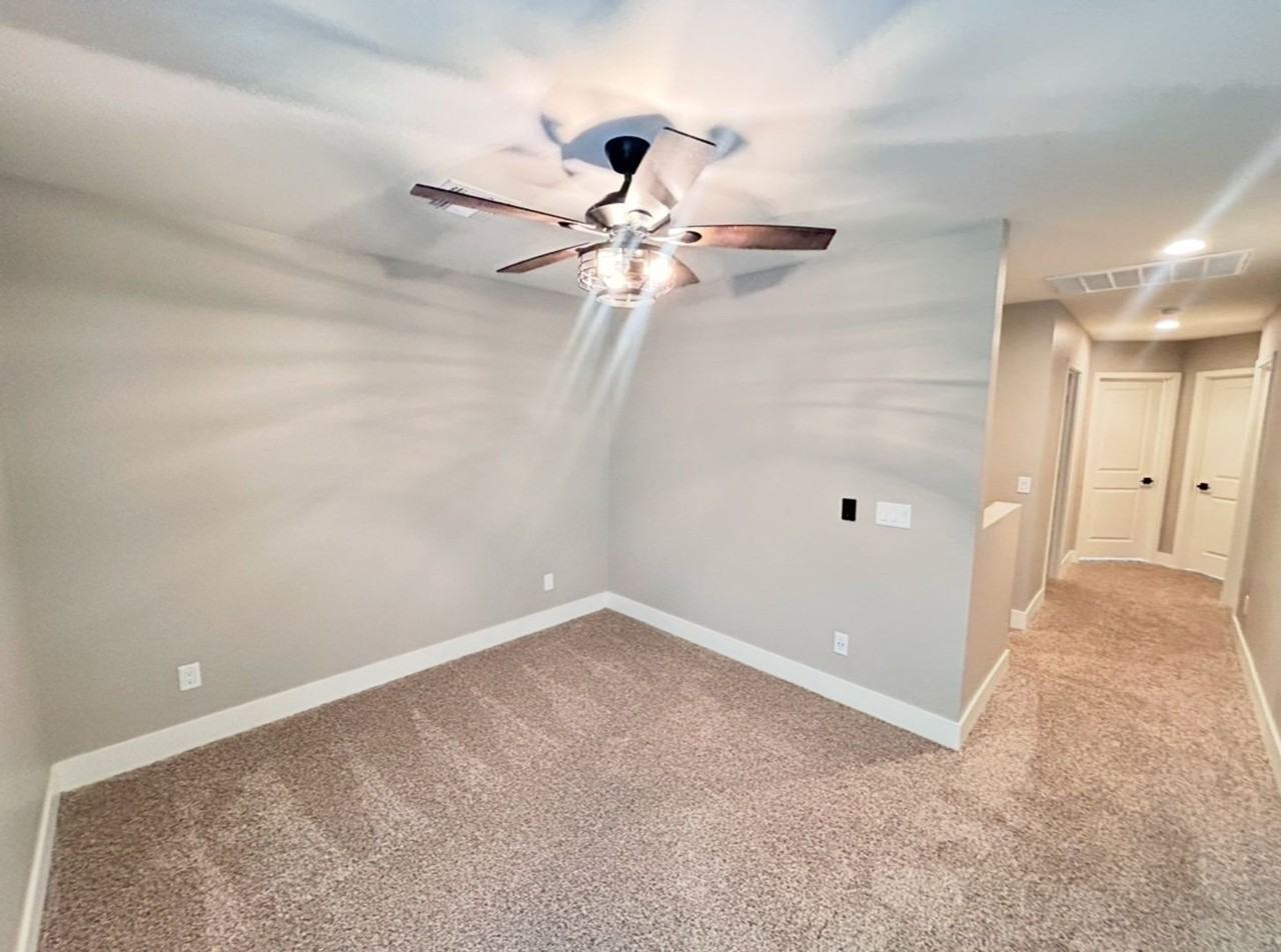 833 W Dobbins Rd #B - Photo 7 of 12