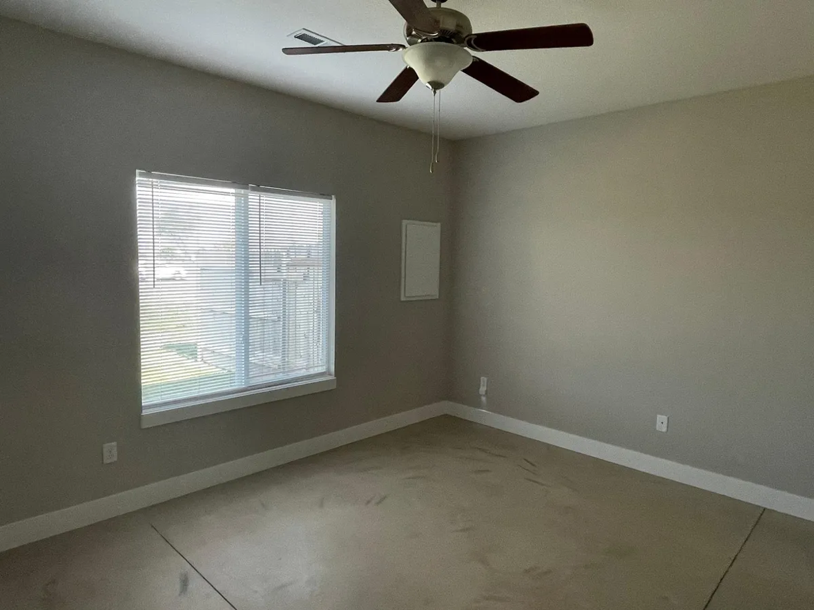 8015 E 34th Ct S #NA - Photo 3 of 7