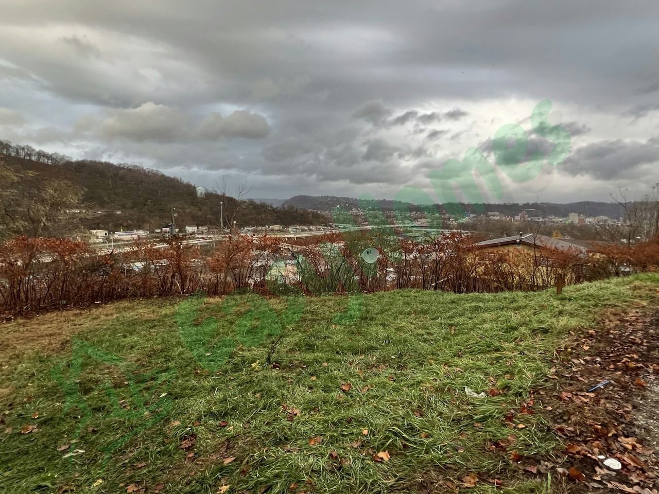 618 Whitely St - Photo 2 of 12