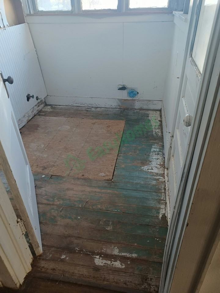 805 West Pine Avenue - Photo 5 of 8