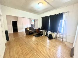 featured image of 1121 Summit St #1