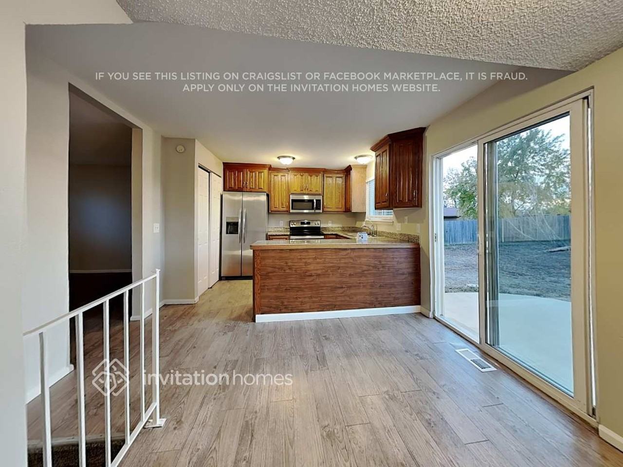 9241 Albion St - Photo 7 of 22