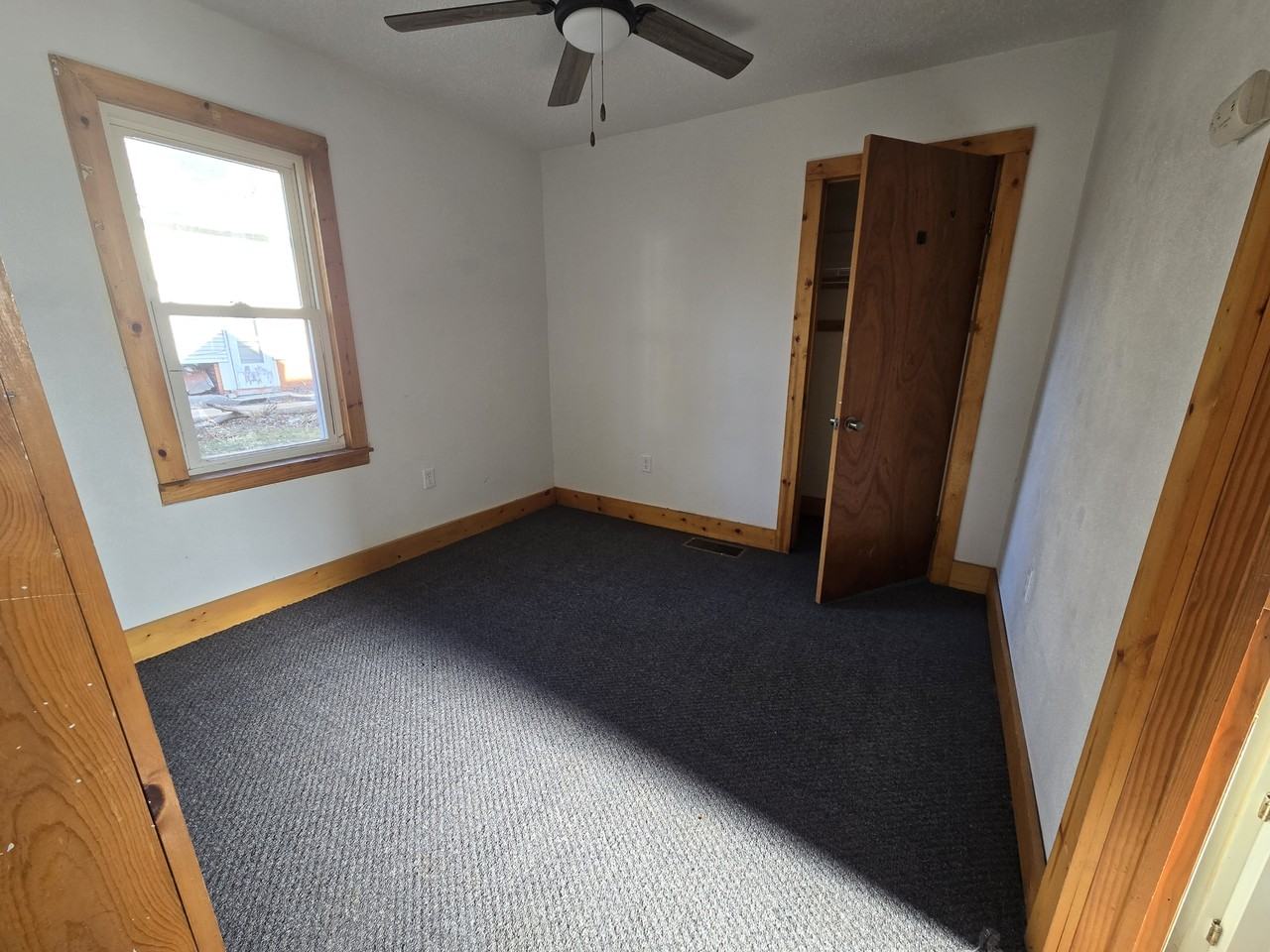 260 North Broad Street - Photo 3 of 5