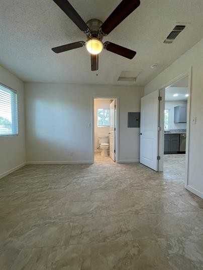 205 North Mariposa Street - Photo 3 of 8