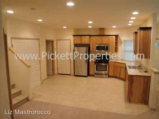 143 N Lafayette Ave - Photo 2 of 7