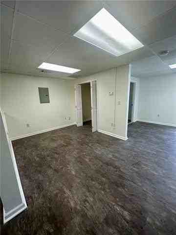 4002 Laviosier St - Photo 6 of 16