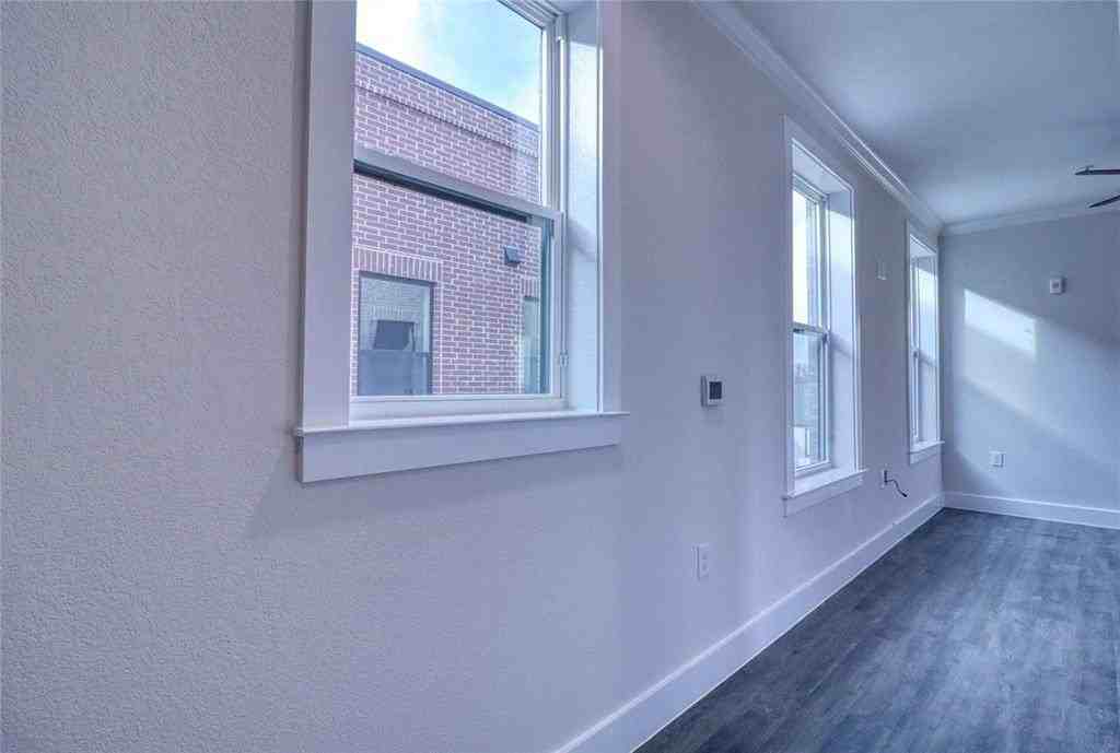 525 George Hopper Rd #210 - Photo 2 of 20