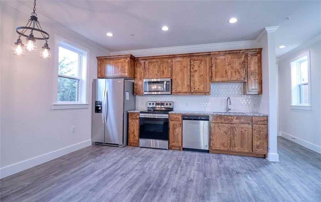 525 George Hopper Rd #210 - Photo 5 of 20