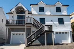 706 W Shore Dr - Photo 1 of 1