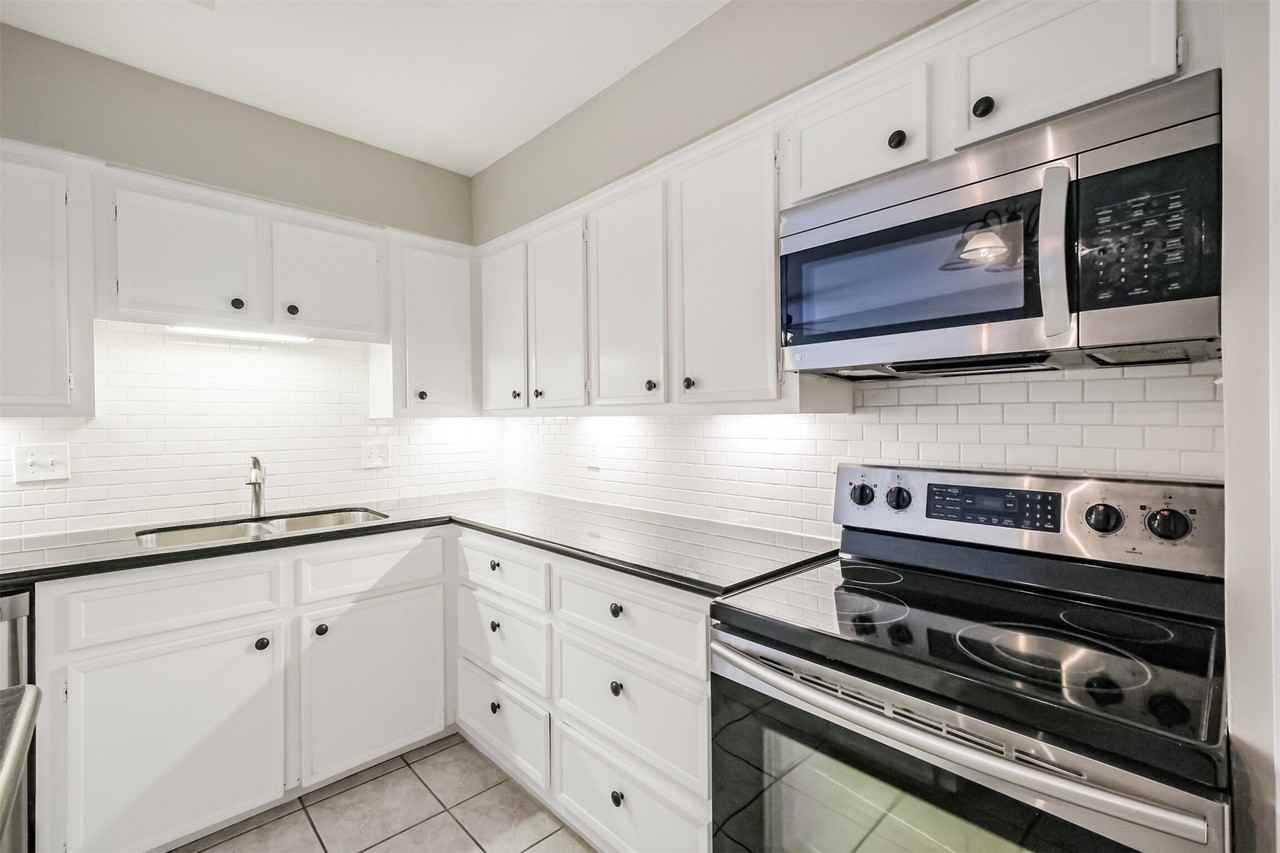 2 River Creek Way - Photo 6 of 24