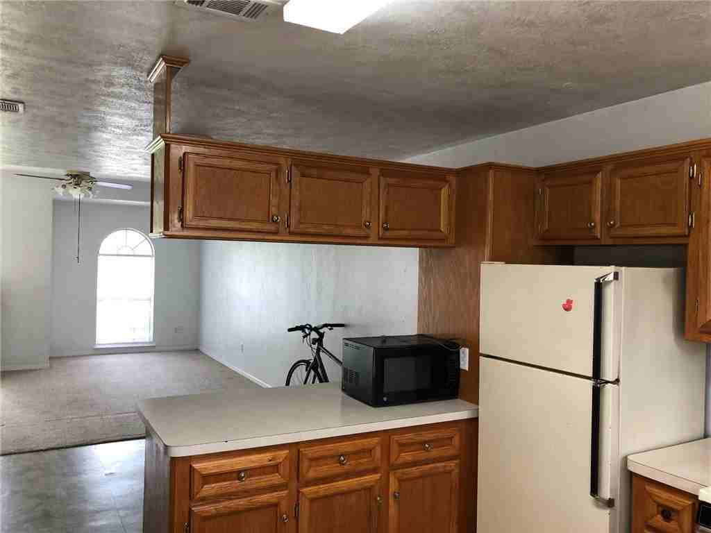 903 Azalea Ct ##B - Photo 5 of 8