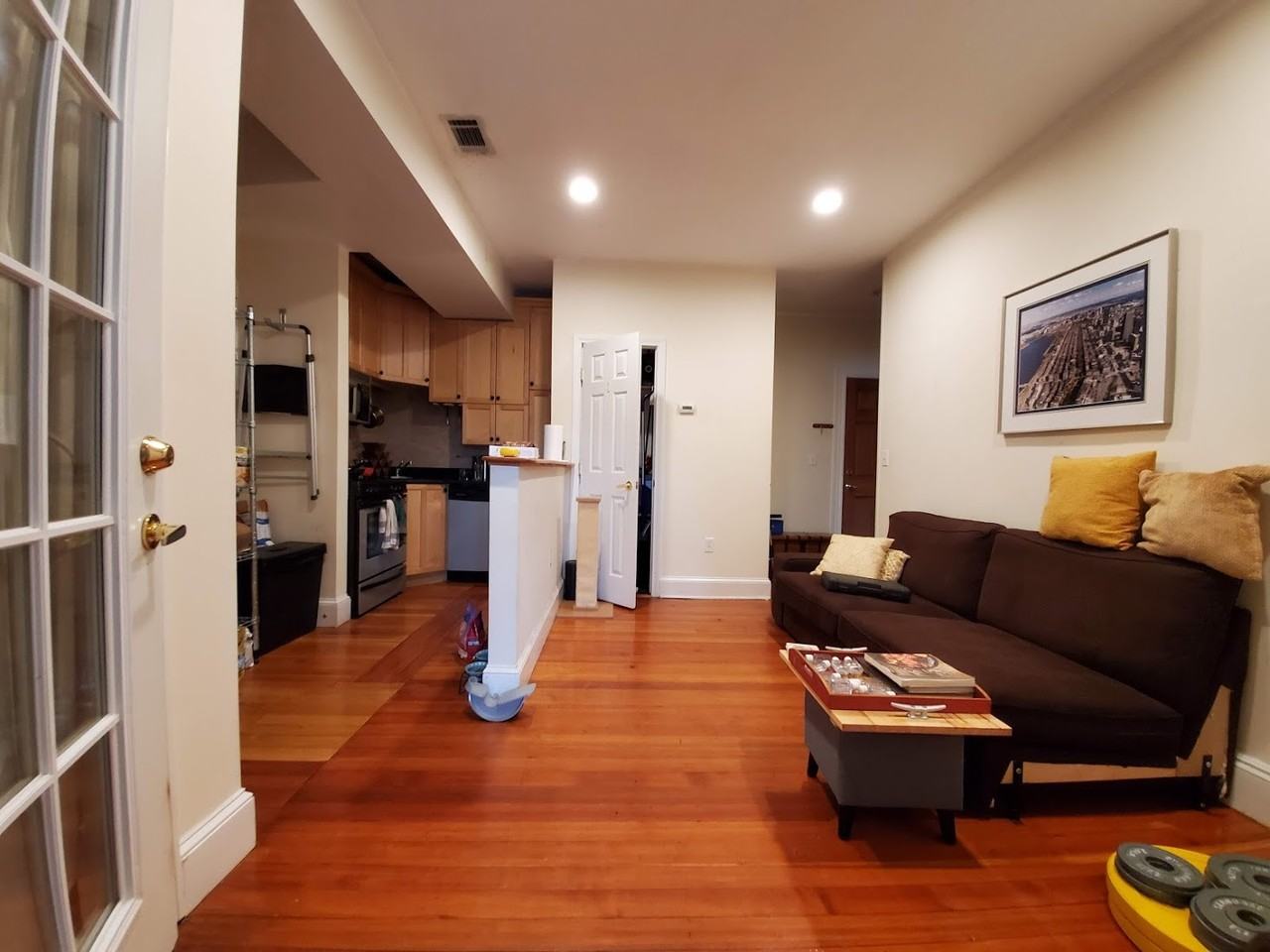 191 Winthrop Rd #4 - Photo 4 of 20