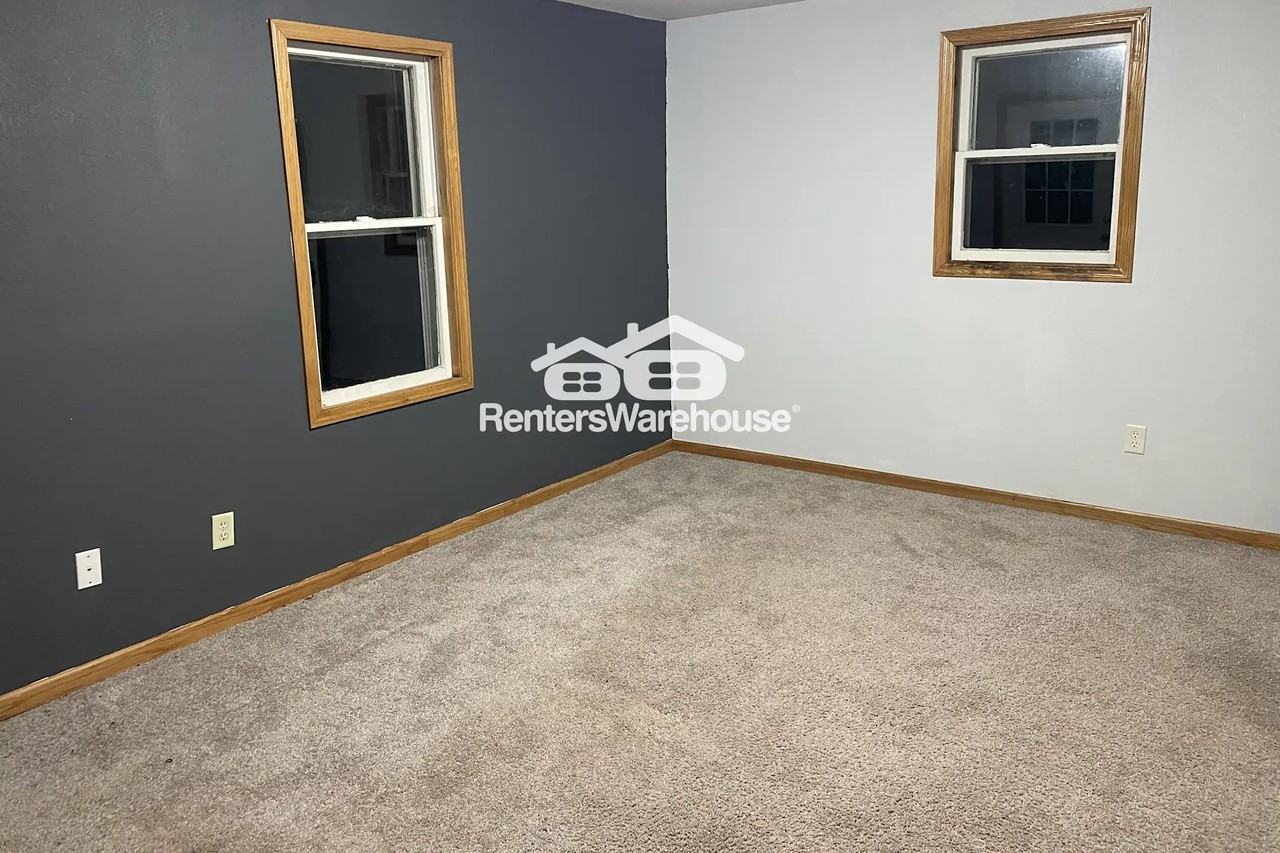 1151 80th St - Photo 2 of 8