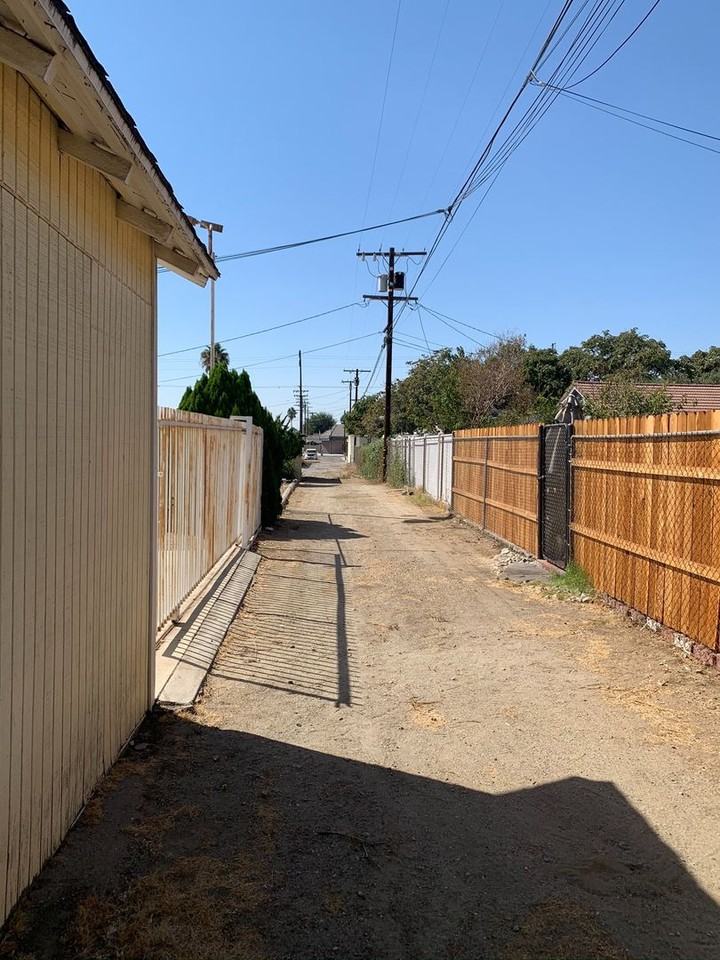 741 E Holt Blvd - Photo 3 of 17