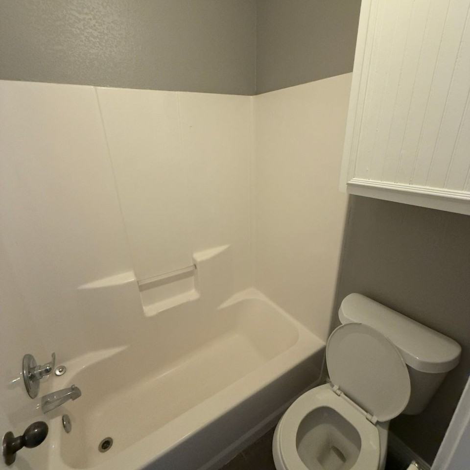 Lacy Lofts Apartments - Photo 5 of 21