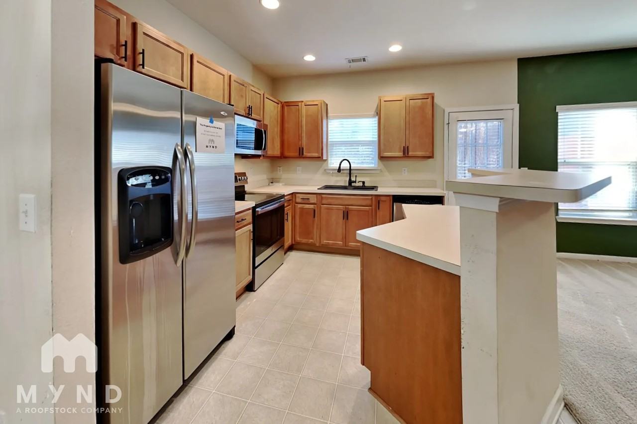 6941 Rogers Pt - Photo 2 of 24