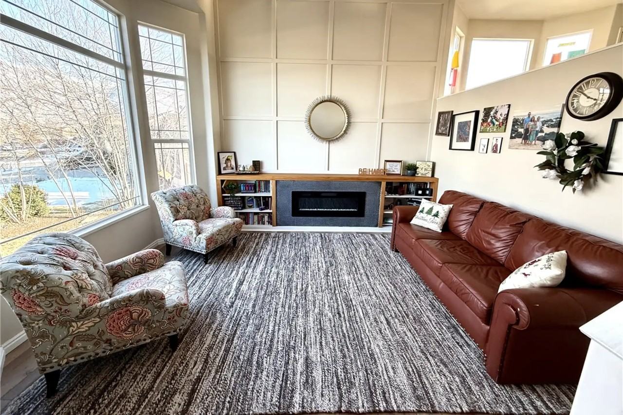 36 Trailside Rd - Photo 3 of 19