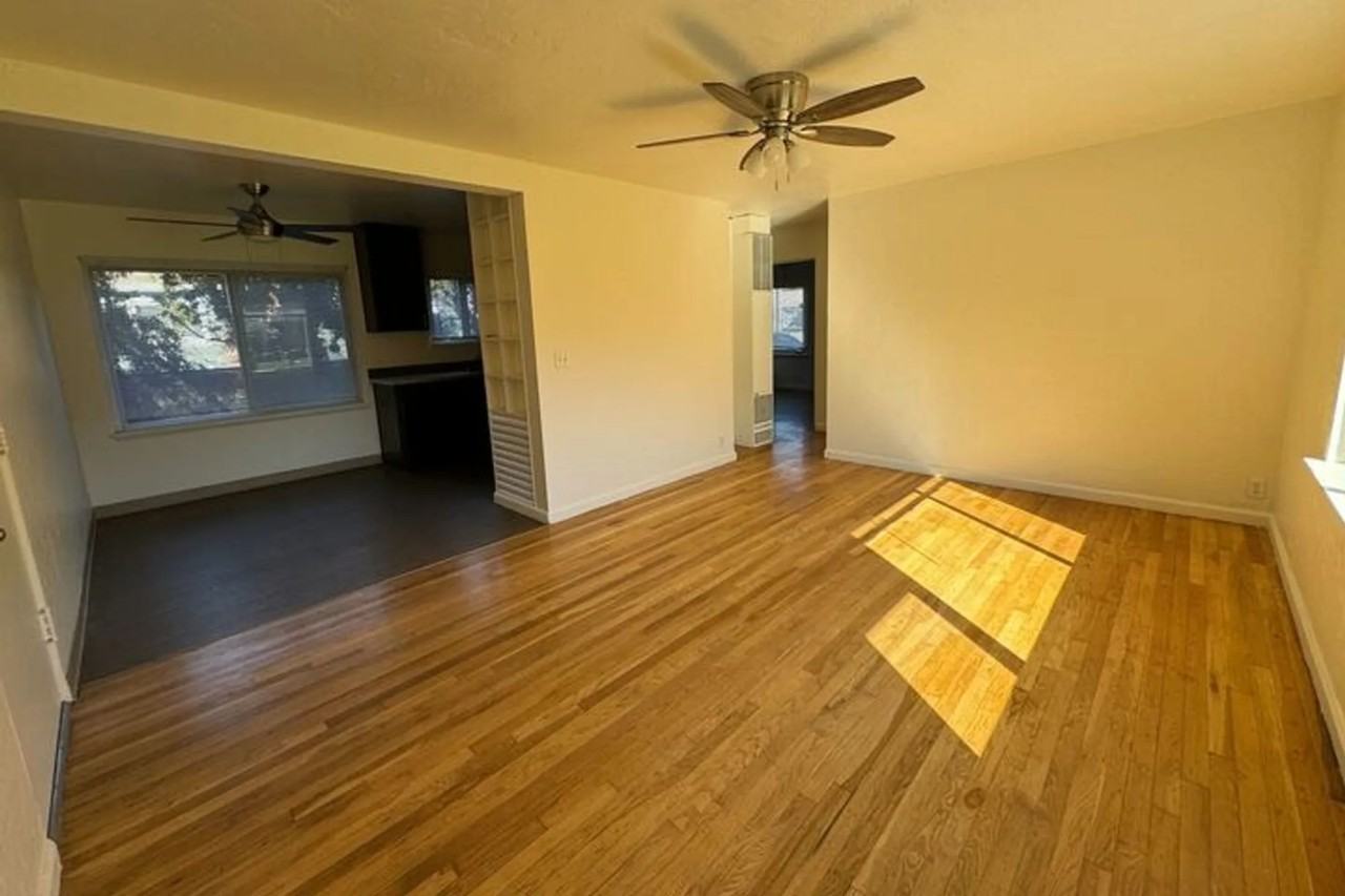 1925 Ne 73rd Ave Apt 2 - Photo 3 of 15