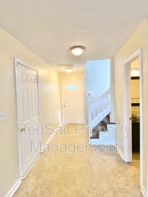 103 Reflection Ln - Photo 4 of 25