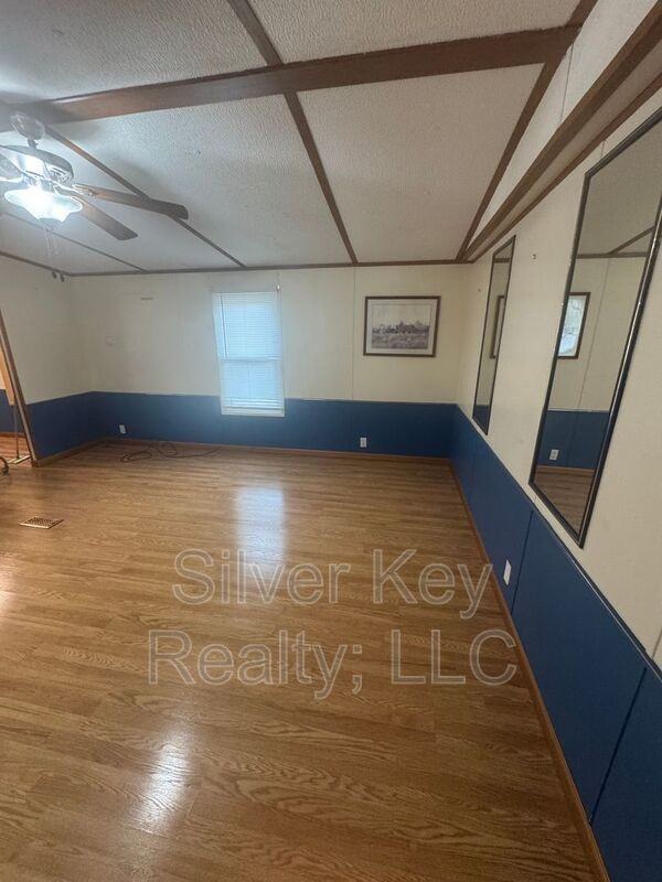 3000 Congress Pkwy S #14 - Photo 3 of 12