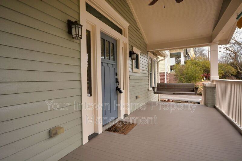 310 Kendrick Ave Se - Photo 2 of 35