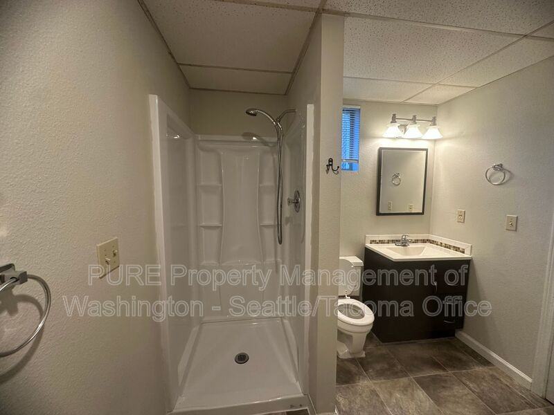 3414 S Monroe St #2 - Photo 7 of 14