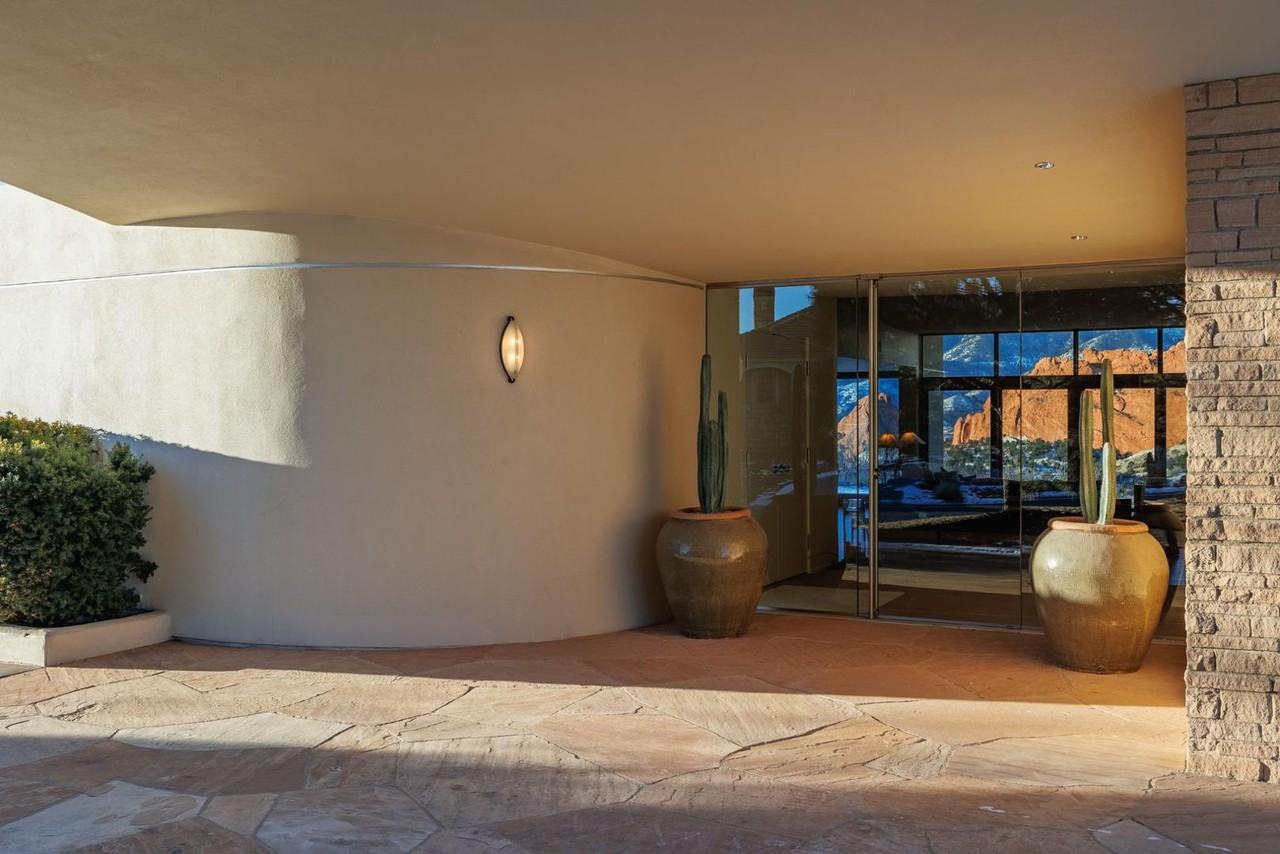 3650 Hill Cir - Photo 2 of 46