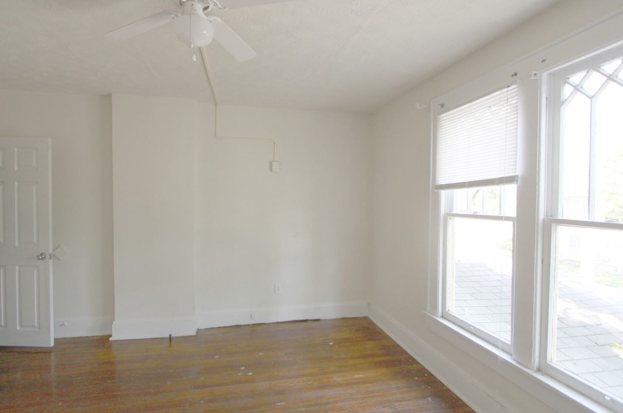 357-361 E Hudson St - Photo 2 of 7