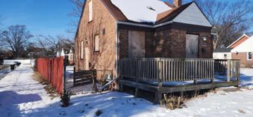 featured image of 14903 Woodmont Ave