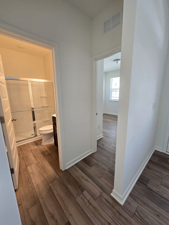 1352 Underbrush Dr - Photo 5 of 50