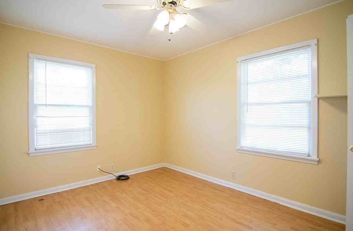 1321 California St - Photo 7 of 8