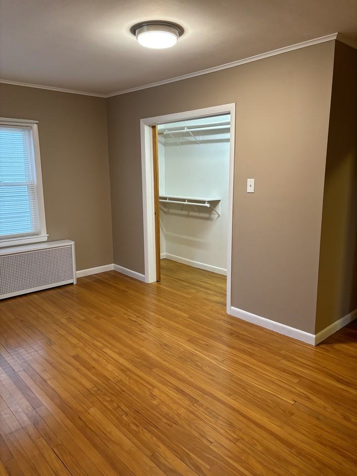28 Newman St #1 - Photo 3 of 10