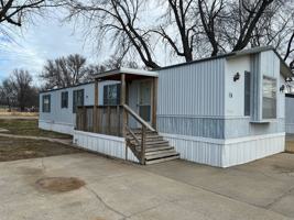 featured image of 204 E 1st St