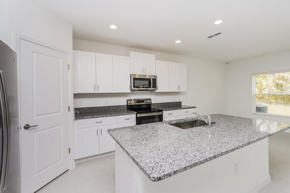 7344 Spring Snowflake Ave - Photo 7 of 17