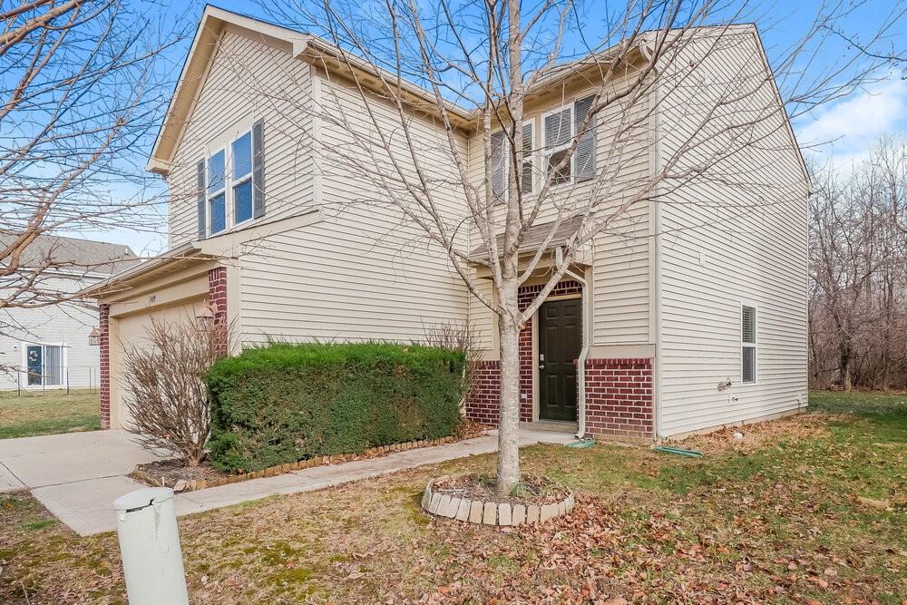 2409 Woodfield Blvd - Photo 4 of 17