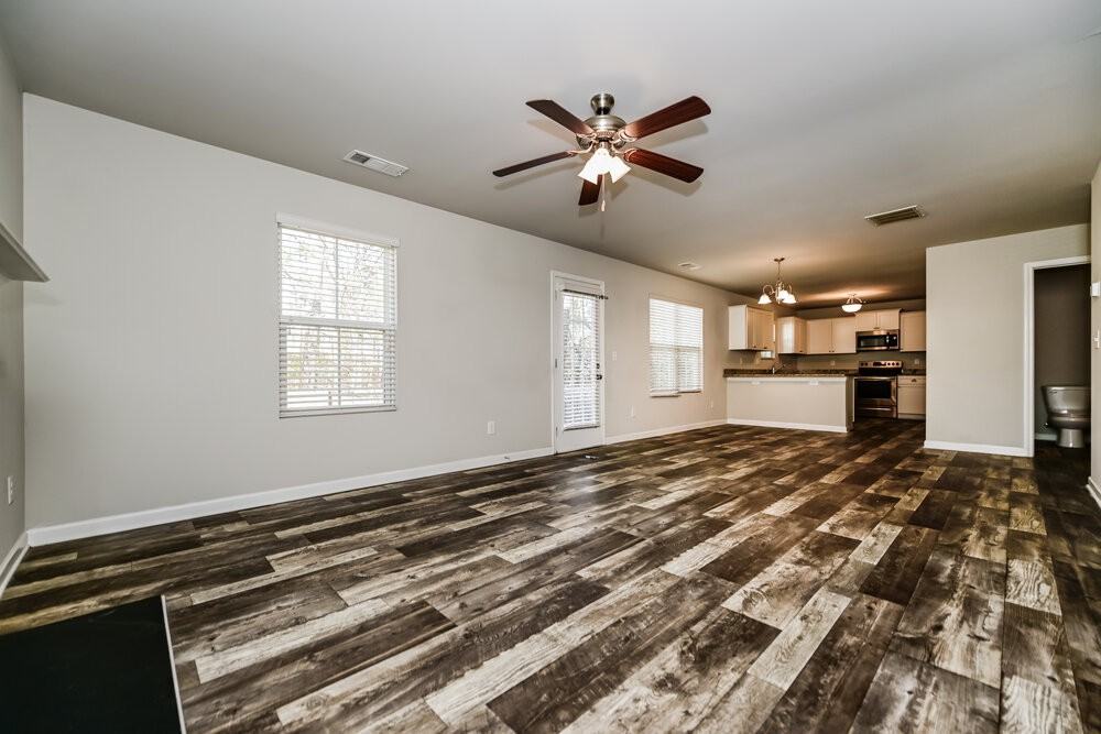 207 Montefeltro Ct - Photo 4 of 17