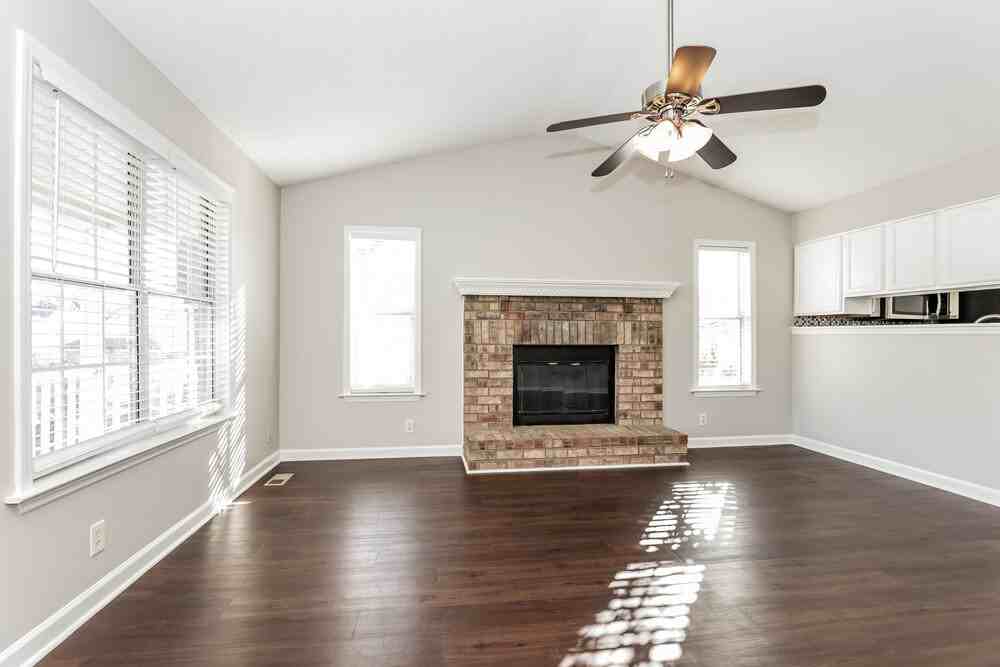 116 Firelight Ct - Photo 3 of 16