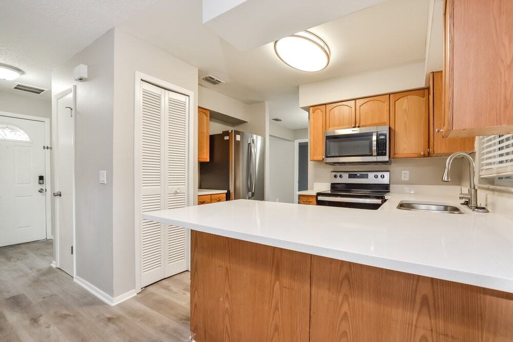 122 Winding Ridge Dr - Photo 4 of 16