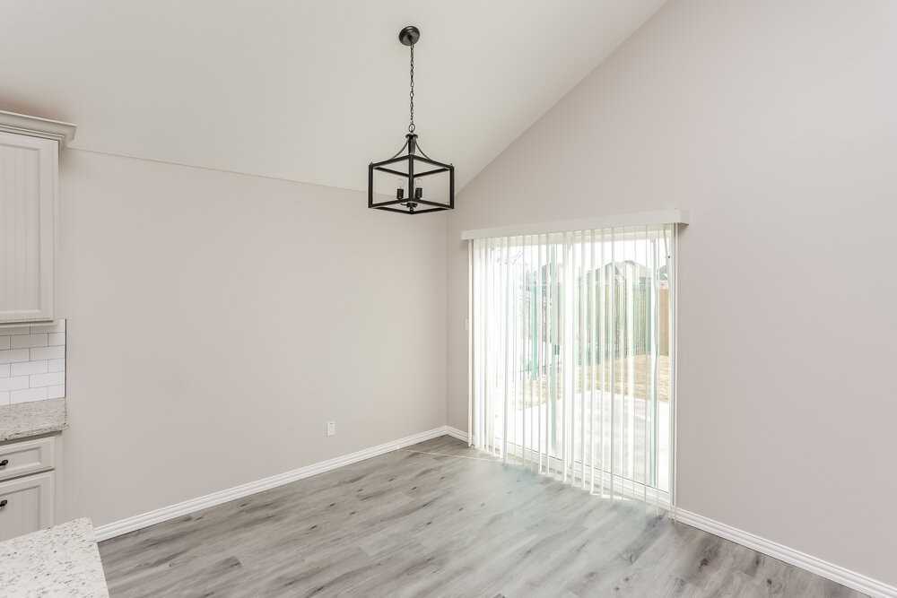 10404 Talus Dr - Photo 4 of 16
