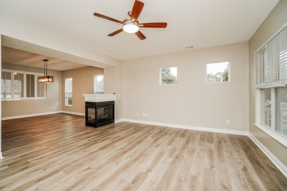 200 Lamplight Ct - Photo 5 of 17